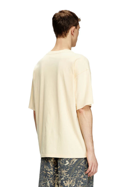 T-shirt with distressed flocked logo